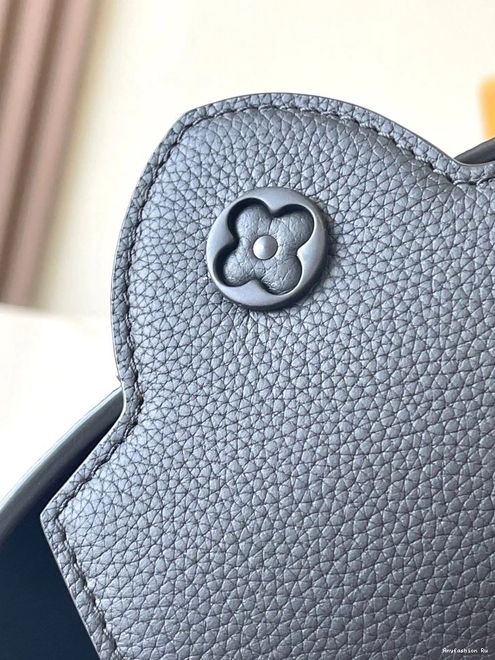 Capucines Louis Vuitton Bold 93635 Bags BB 0625